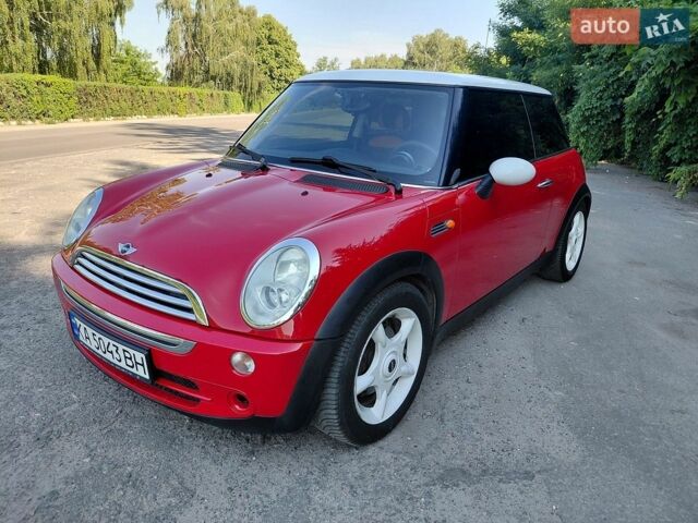 Червоний Міні Cooper, об'ємом двигуна 1.6 л та пробігом 95 тис. км за 6800 $, фото 1 на Automoto.ua