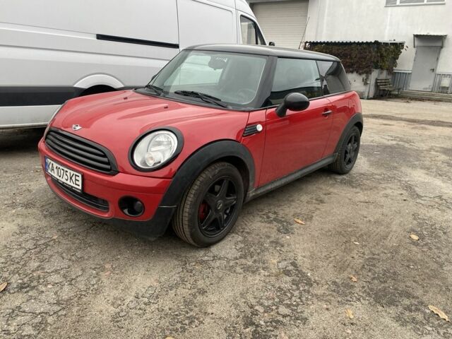 Червоний Міні Cooper, об'ємом двигуна 1.6 л та пробігом 133 тис. км за 5400 $, фото 1 на Automoto.ua