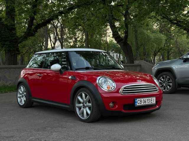 Червоний Міні Cooper, об'ємом двигуна 1.6 л та пробігом 165 тис. км за 5900 $, фото 1 на Automoto.ua