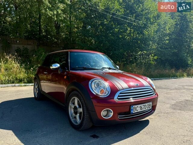 Червоний Міні Cooper, об'ємом двигуна 1.4 л та пробігом 199 тис. км за 5799 $, фото 1 на Automoto.ua