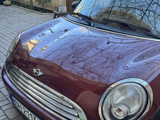 Червоний Міні Cooper, об'ємом двигуна 1.6 л та пробігом 197 тис. км за 6012 $, фото 1 на Automoto.ua