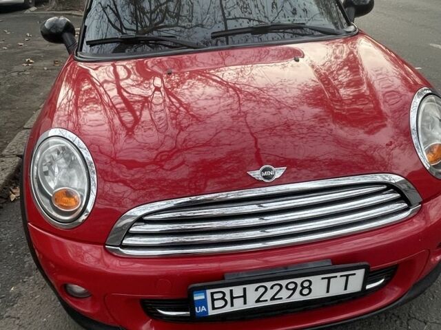 Красный Мини Купер, объемом двигателя 1.6 л и пробегом 124 тыс. км за 7500 $, фото 1 на Automoto.ua