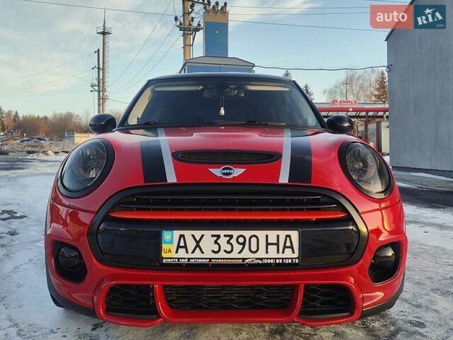 Червоний Міні Cooper, об'ємом двигуна 2 л та пробігом 99 тис. км за 12555 $, фото 1 на Automoto.ua