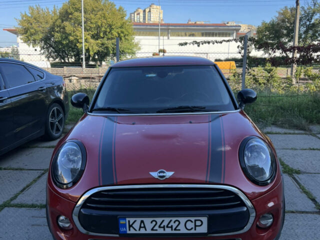 Червоний Міні Cooper, об'ємом двигуна 1.5 л та пробігом 83 тис. км за 13500 $, фото 1 на Automoto.ua
