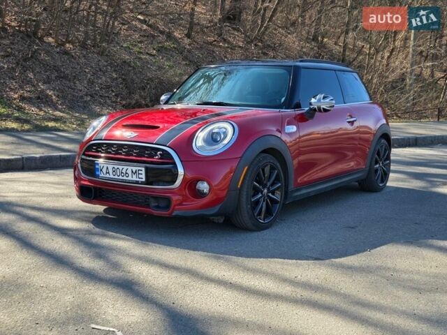 Красный Мини Купер, объемом двигателя 2 л и пробегом 98 тыс. км за 14700 $, фото 1 на Automoto.ua