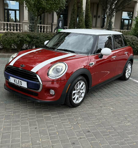 Красный Мини Купер, объемом двигателя 1.5 л и пробегом 78 тыс. км за 14500 $, фото 1 на Automoto.ua