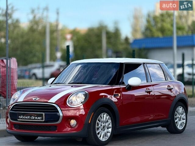 Красный Мини Купер, объемом двигателя 1.5 л и пробегом 146 тыс. км за 10999 $, фото 1 на Automoto.ua