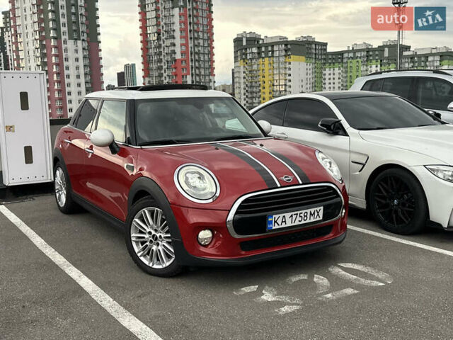 Червоний Міні Cooper, об'ємом двигуна 1.5 л та пробігом 57 тис. км за 16500 $, фото 1 на Automoto.ua