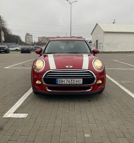 Червоний Міні Cooper, об'ємом двигуна 1.5 л та пробігом 71 тис. км за 9000 $, фото 1 на Automoto.ua