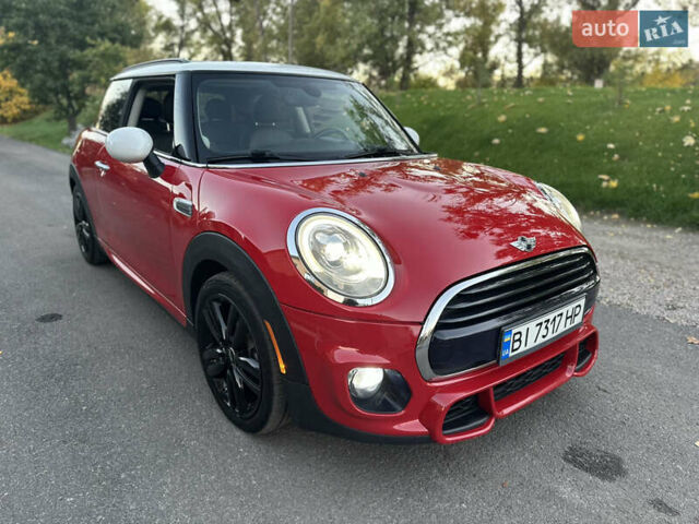 Червоний Міні Cooper, об'ємом двигуна 1.5 л та пробігом 68 тис. км за 13900 $, фото 1 на Automoto.ua