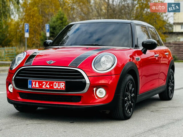Червоний Міні Cooper, об'ємом двигуна 1.5 л та пробігом 206 тис. км за 17500 $, фото 1 на Automoto.ua