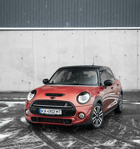Червоний Міні Cooper, об'ємом двигуна 2 л та пробігом 60 тис. км за 22000 $, фото 1 на Automoto.ua