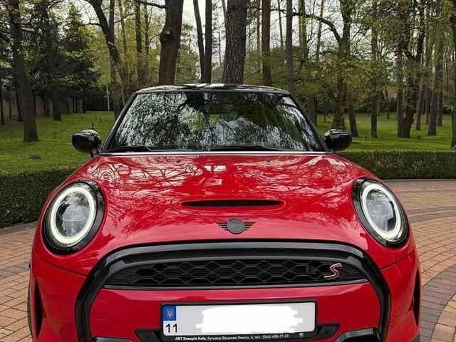 Червоний Міні Cooper, об'ємом двигуна 2 л та пробігом 21 тис. км за 33000 $, фото 1 на Automoto.ua