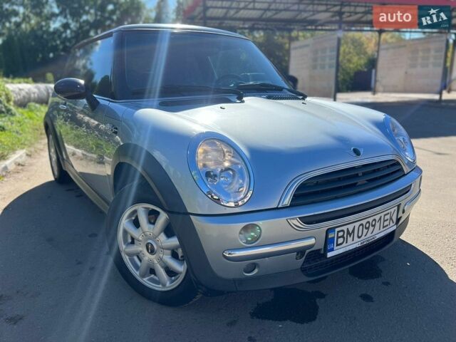 Мини Купер, объемом двигателя 1.4 л и пробегом 255 тыс. км за 3999 $, фото 1 на Automoto.ua