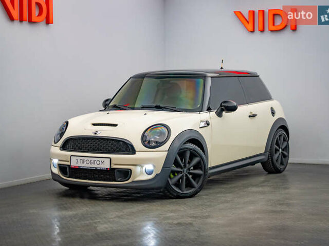 Міні Cooper, об'ємом двигуна 1.6 л та пробігом 171 тис. км за 9364 $, фото 1 на Automoto.ua