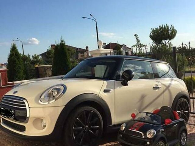 Мини Купер, объемом двигателя 1.5 л и пробегом 24 тыс. км за 16800 $, фото 1 на Automoto.ua