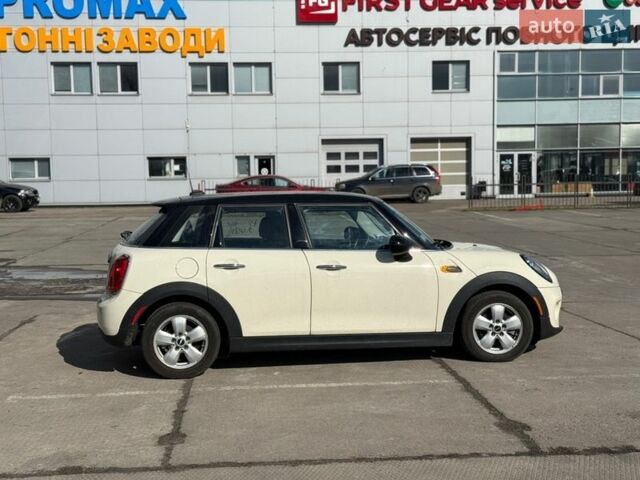 Міні Cooper, об'ємом двигуна 1.5 л та пробігом 43 тис. км за 13000 $, фото 1 на Automoto.ua