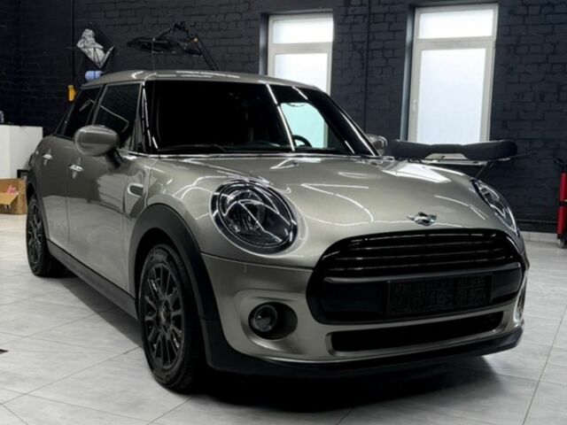 Мини Купер, объемом двигателя 1.5 л и пробегом 67 тыс. км за 16500 $, фото 1 на Automoto.ua