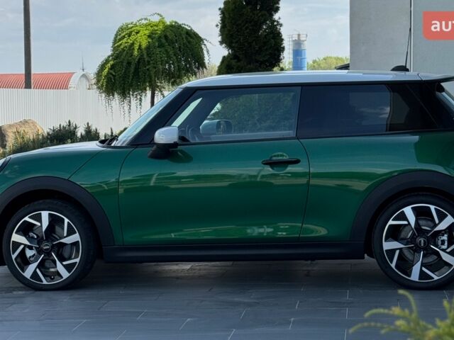 Мини Купер, объемом двигателя 2 л и пробегом 0 тыс. км за 51300 $, фото 1 на Automoto.ua