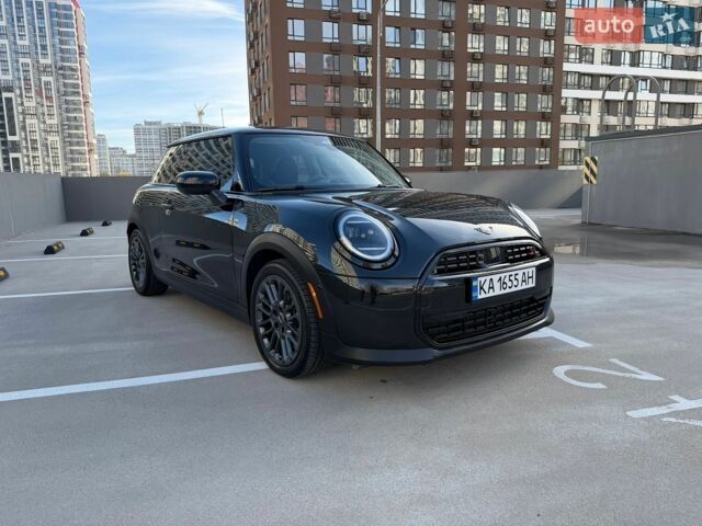 Мини Купер, объемом двигателя 2 л и пробегом 2 тыс. км за 36000 $, фото 1 на Automoto.ua