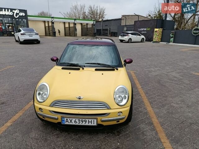 Жовтий Міні Cooper, об'ємом двигуна 1.6 л та пробігом 234 тис. км за 3900 $, фото 1 на Automoto.ua