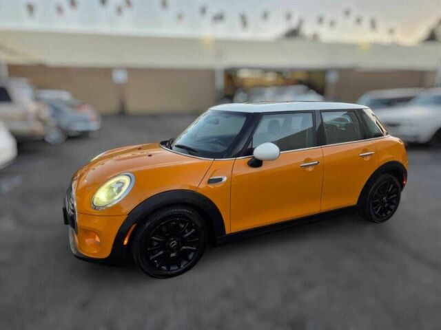 Жовтий Міні Cooper, об'ємом двигуна 1.5 л та пробігом 104 тис. км за 3497 $, фото 1 на Automoto.ua