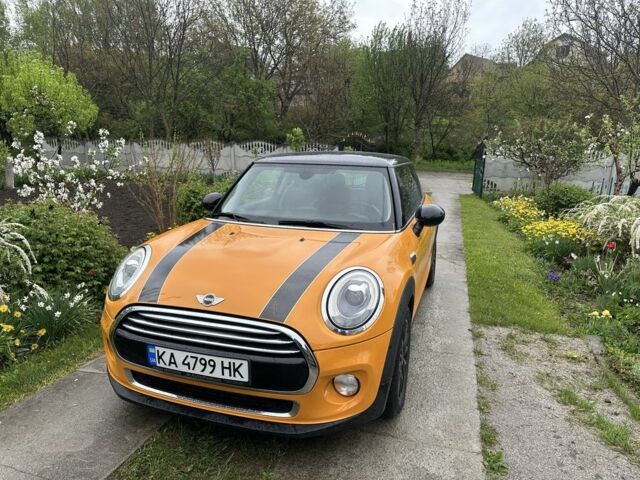 Жовтий Міні Cooper, об'ємом двигуна 1.5 л та пробігом 114 тис. км за 12372 $, фото 1 на Automoto.ua