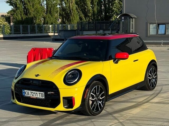 Жовтий Міні Cooper, об'ємом двигуна 2 л та пробігом 18 тис. км за 33500 $, фото 1 на Automoto.ua