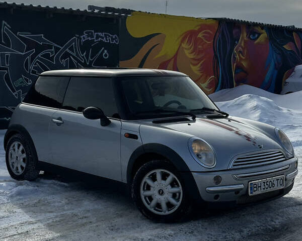 Сірий Міні Cooper, об'ємом двигуна 1.6 л та пробігом 220 тис. км за 5300 $, фото 1 на Automoto.ua