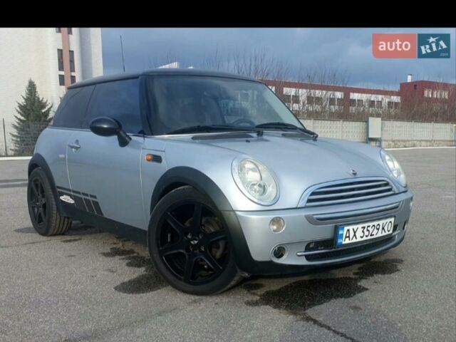 Сірий Міні Cooper, об'ємом двигуна 1.6 л та пробігом 253 тис. км за 5000 $, фото 1 на Automoto.ua