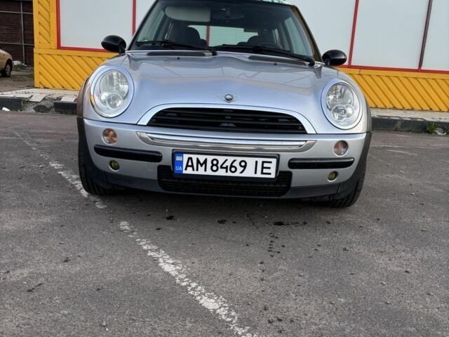Сірий Міні Cooper, об'ємом двигуна 1.4 л та пробігом 280 тис. км за 5018 $, фото 1 на Automoto.ua