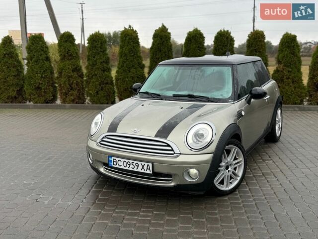 Сірий Міні Cooper, об'ємом двигуна 1.6 л та пробігом 239 тис. км за 5200 $, фото 1 на Automoto.ua