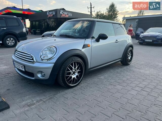 Сірий Міні Cooper, об'ємом двигуна 1.6 л та пробігом 100 тис. км за 5500 $, фото 1 на Automoto.ua