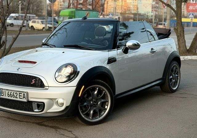 Сірий Міні Cooper, об'ємом двигуна 1.6 л та пробігом 213 тис. км за 8500 $, фото 1 на Automoto.ua
