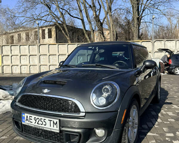 Сірий Міні Cooper, об'ємом двигуна 1.6 л та пробігом 143 тис. км за 7500 $, фото 1 на Automoto.ua