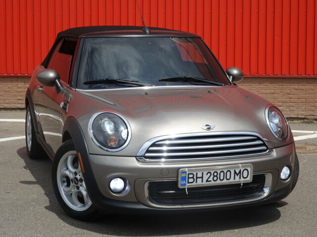 Сірий Міні Cooper, об'ємом двигуна 1.6 л та пробігом 150 тис. км за 9900 $, фото 1 на Automoto.ua