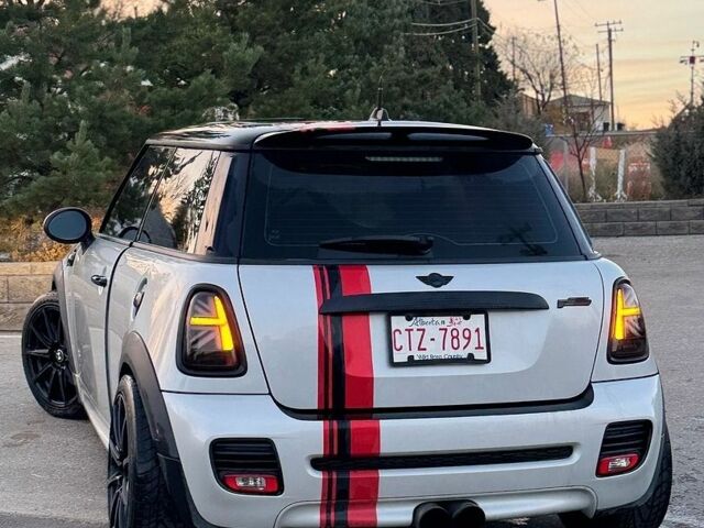 Сірий Міні Cooper, об'ємом двигуна 1.6 л та пробігом 76 тис. км за 11000 $, фото 1 на Automoto.ua