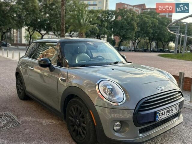 Серый Мини Купер, объемом двигателя 1.6 л и пробегом 86 тыс. км за 10999 $, фото 1 на Automoto.ua
