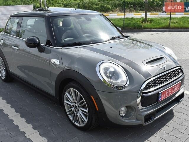 Сірий Міні Cooper, об'ємом двигуна 2 л та пробігом 137 тис. км за 12950 $, фото 1 на Automoto.ua