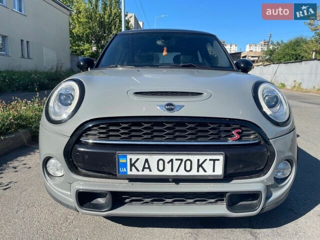Сірий Міні Cooper, об'ємом двигуна 2 л та пробігом 157 тис. км за 14300 $, фото 1 на Automoto.ua