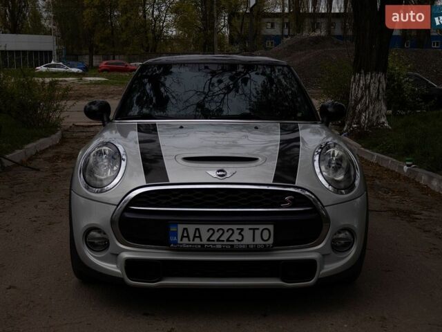 Сірий Міні Cooper, об'ємом двигуна 2 л та пробігом 80 тис. км за 15500 $, фото 1 на Automoto.ua