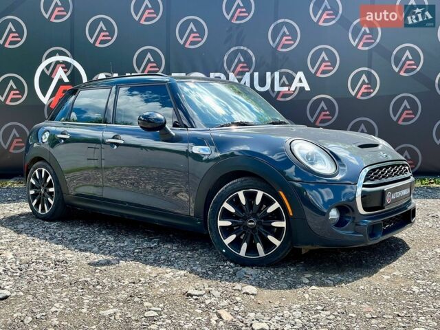 Сірий Міні Cooper, об'ємом двигуна 2 л та пробігом 124 тис. км за 12790 $, фото 1 на Automoto.ua