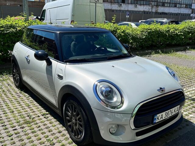 Сірий Міні Cooper, об'ємом двигуна 1.5 л та пробігом 82 тис. км за 17000 $, фото 1 на Automoto.ua