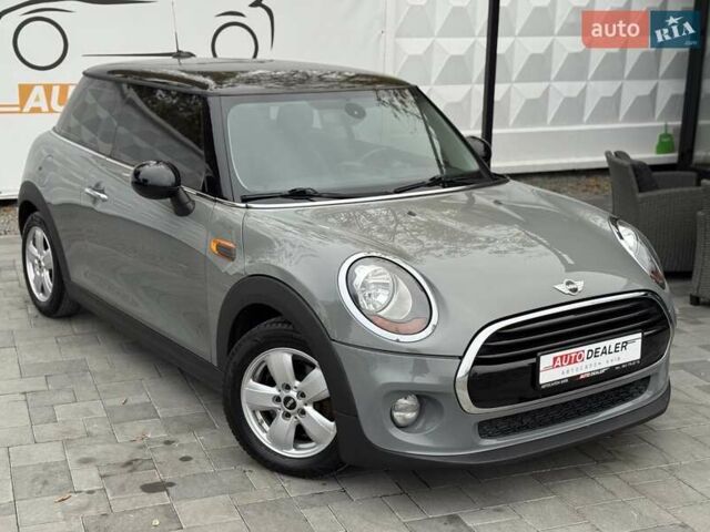 Міні Cooper 2017 у Києві на Automoto.ua Сірий Міні Cooper, об'ємом двигуна 1.5 л та пробігом 102 тис. км за 13650 $, фото 1 на Automoto.ua