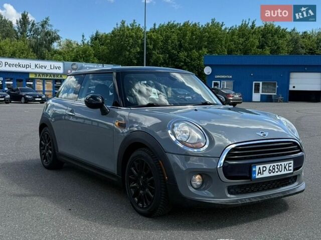 Сірий Міні Cooper, об'ємом двигуна 1.5 л та пробігом 168 тис. км за 12400 $, фото 1 на Automoto.ua