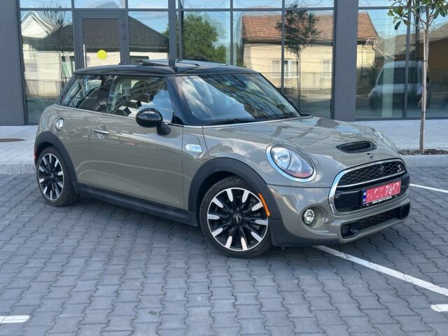 Сірий Міні Cooper, об'ємом двигуна 2 л та пробігом 57 тис. км за 15900 $, фото 1 на Automoto.ua
