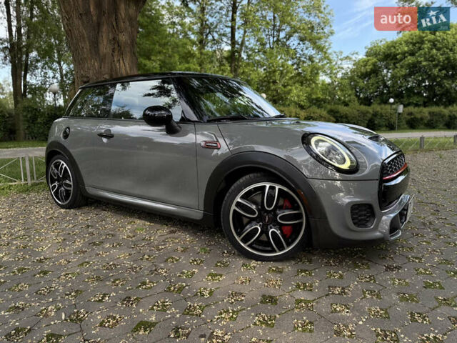 Сірий Міні Cooper, об'ємом двигуна 2 л та пробігом 84 тис. км за 18900 $, фото 1 на Automoto.ua
