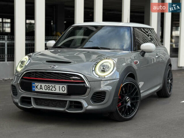 Сірий Міні Cooper, об'ємом двигуна 2 л та пробігом 53 тис. км за 22900 $, фото 1 на Automoto.ua