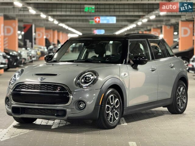 Сірий Міні Cooper, об'ємом двигуна 2 л та пробігом 80 тис. км за 20999 $, фото 1 на Automoto.ua