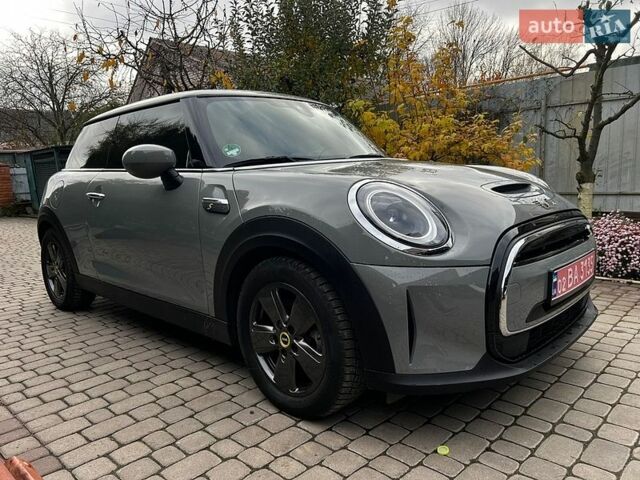 Серый Мини Купер, объемом двигателя 0 л и пробегом 41 тыс. км за 16200 $, фото 1 на Automoto.ua